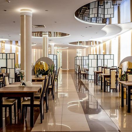 Trzy Korony Hotel Głogów Małopolski Exterior foto